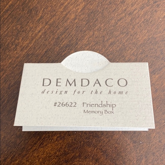 Friendship Keepsake Box sculpted by Susan Lordi | Willow Tree - New in Box - Picture 12 of 12